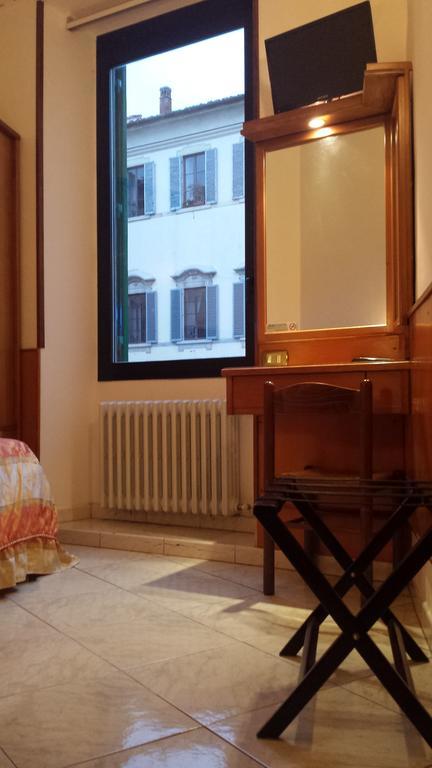 Hotel Lorena Флоренция Екстериор снимка