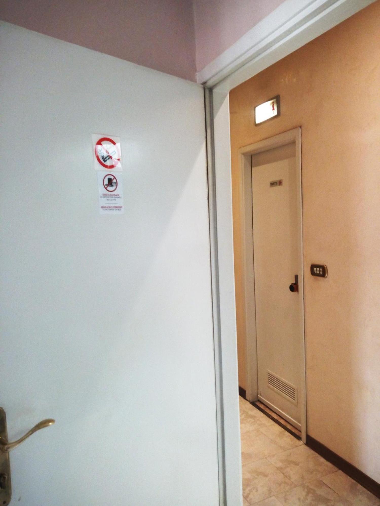 Hotel Lorena Флоренция Стая снимка